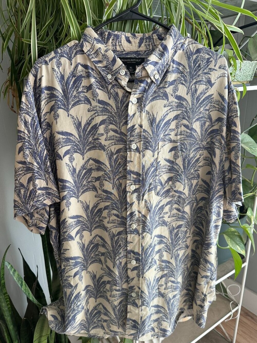 Banana Republic Men's 100% Linen Botanical Print Shirt — XL